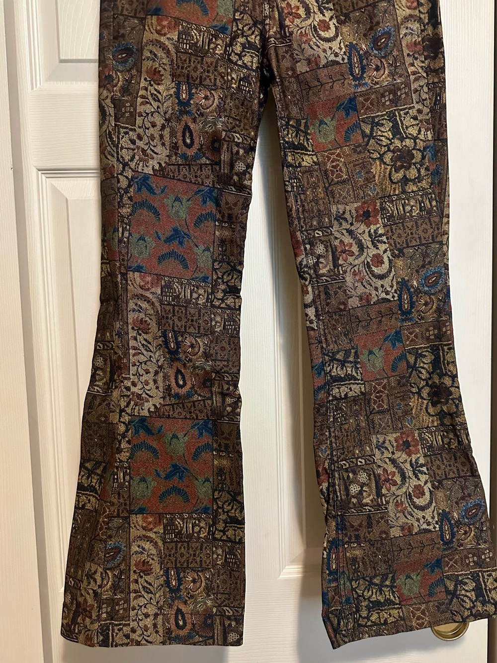 BDG Tapestry Flare Jeans - Picture 4 of 4
